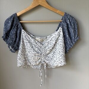 Ocean Drive Boho Floral Milkmaid Women's Crop Top Size Medium Blue Smocked